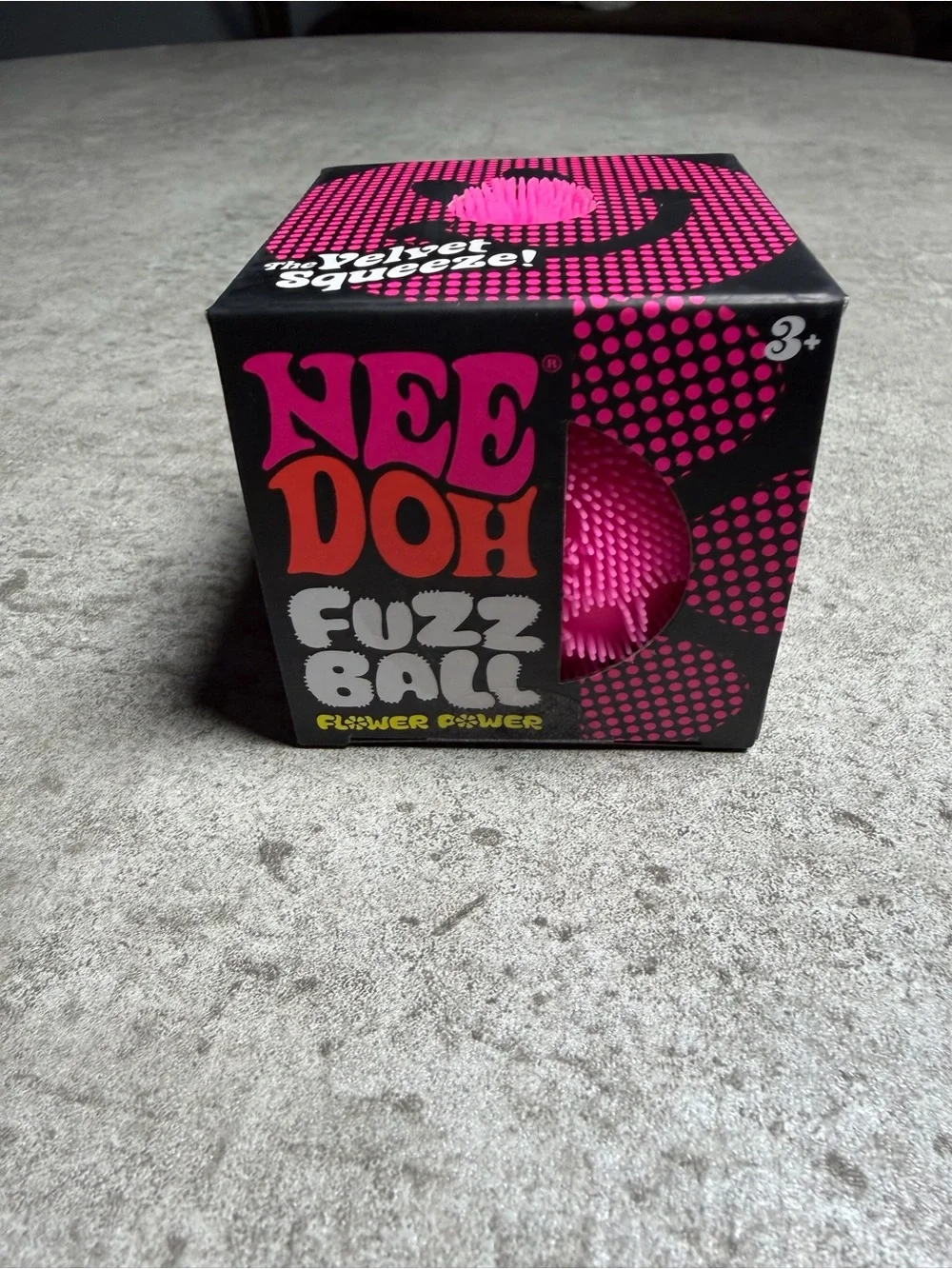 NEEDOH Fuzz Ball - Pink